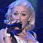 click here to see Gwen Stefani
